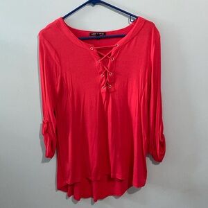 CABLE & GAUGE RED LACE UP FRONT TUNIC SIZE M ROLL UP CUFFS  SIZE M